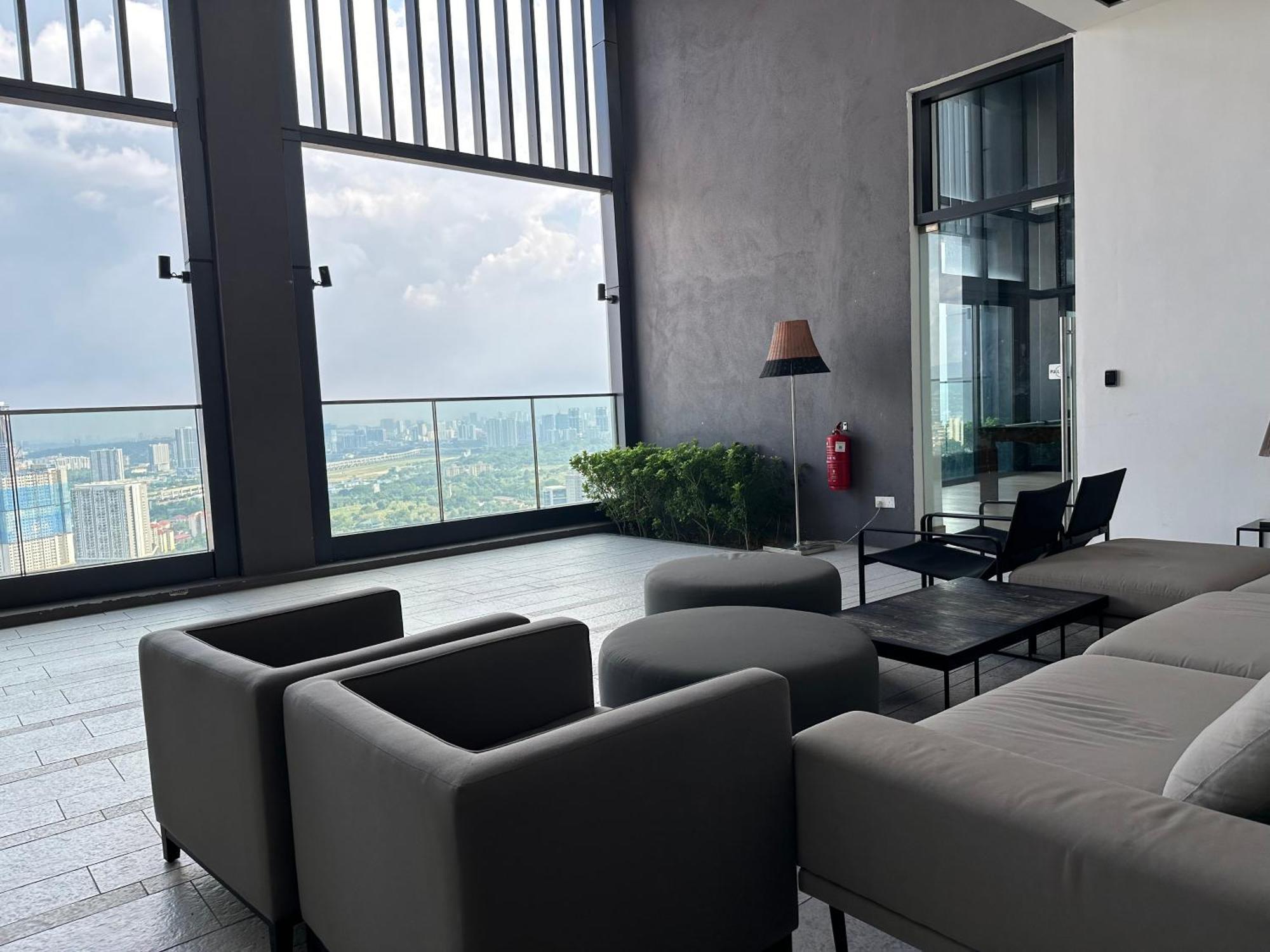 Smart 18a At Lucentia Resident Bbcc Lalaport * Kuala Lumpur